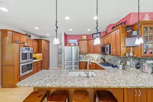 2225 Hayes St, North Bend, OR 97459 - Photo 21