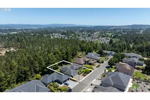 2225 Hayes St, North Bend, OR 97459 - Photo 47