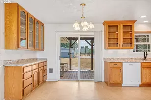 10090 Hoffman Rd, Monmouth, OR 97361 - Photo 11