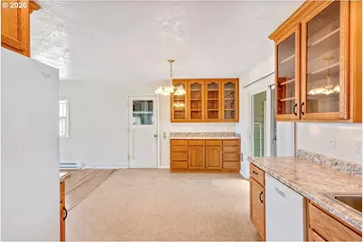 10090 Hoffman Rd, Monmouth, OR 97361 - Photo 17
