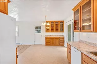 10090 Hoffman Rd, Monmouth, OR 97361 - Photo 17