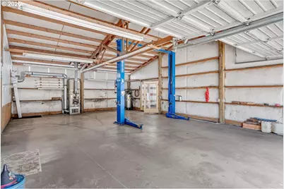 10090 Hoffman Rd, Monmouth, OR 97361 - Photo 41