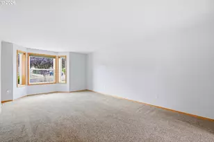 2163 Dorsey Dr, Hubbard, OR 97032 - Photo 7