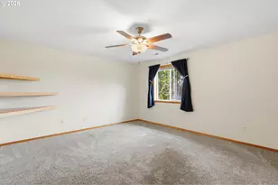 2163 Dorsey Dr, Hubbard, OR 97032 - Photo 23