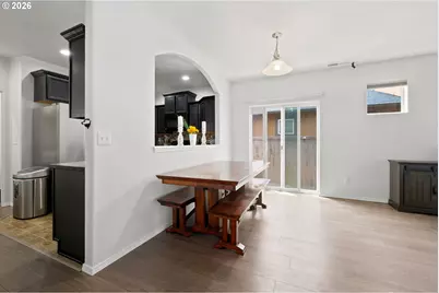 1902 Adelman Loop, Eugene, OR 97402 - Photo 9