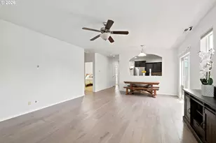 1902 Adelman Loop, Eugene, OR 97402 - Photo 5