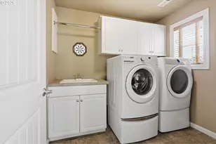 8595 SW Lady Apple Ln, Tigard, OR 97224 - Photo 15