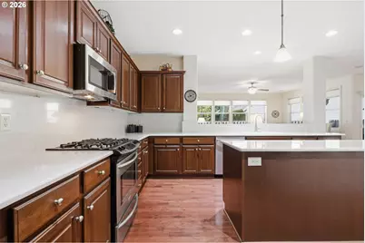 8595 SW Lady Apple Ln, Tigard, OR 97224 - Photo 7