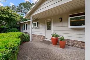 2636 Maria Ct, West Linn, OR 97068 - Photo 3