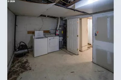 4725 SW Pomona St, Portland, OR 97219 - Photo 17