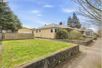 4424 SE Evergreen St, Portland, OR 97206 - Photo 3