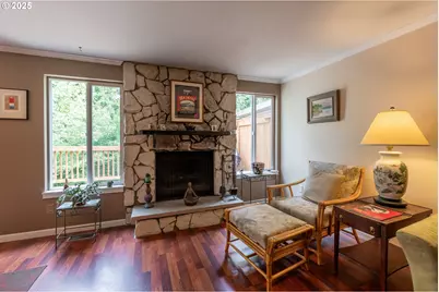 9134 SW Wilshire St, Portland, OR 97225 - Photo 7