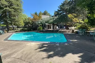 9134 SW Wilshire St, Portland, OR 97225 - Photo 27