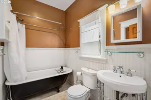 2624 SE Clinton St, Portland, OR 97202 - Photo 23