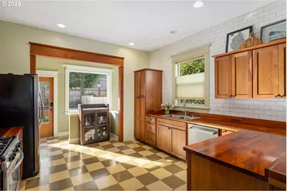 2624 SE Clinton St, Portland, OR 97202 - Photo 17