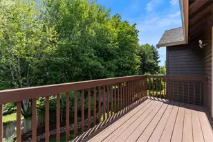 13705 NW 46th Ct, Vancouver, WA 98685 - Photo 35