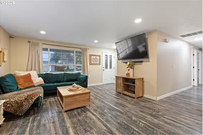 4637 Sunflower Way, Salem, OR 97305 - Photo 5