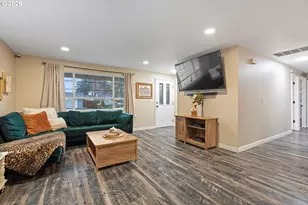 4637 Sunflower Way, Salem, OR 97305 - Photo 5