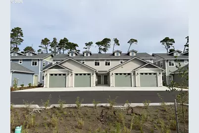 1453 37th St, Florence, OR 97439 - Photo 5