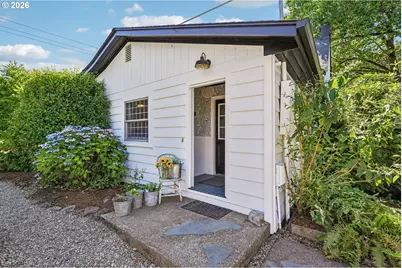 819 Sierra Vista Dr, Newberg, OR 97132 - Photo 37