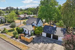 819 Sierra Vista Dr, Newberg, OR 97132 - Photo 41