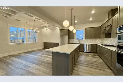 11751 SW Hayrick Ter, Beaverton, OR 97007 - Photo 13