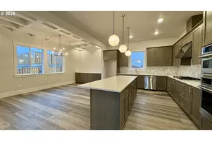 11751 SW Hayrick Ter, Beaverton, OR 97007 - Photo 13