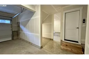 11751 SW Hayrick Ter, Beaverton, OR 97007 - Photo 3