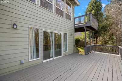 18029 Chickaree Dr, Oregon City, OR 97045 - Photo 45