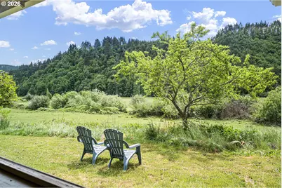 19395 Rust Rd, Blachly, OR 97412 - Photo 11