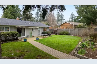 2555 NW Squire Pl, Albany, OR 97321 - Photo 33