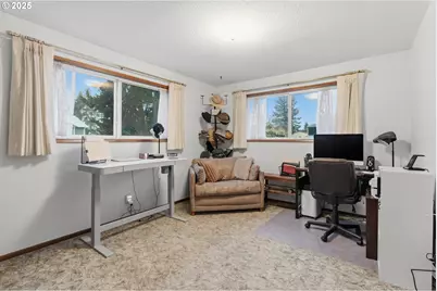 2555 NW Squire Pl, Albany, OR 97321 - Photo 27