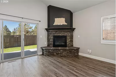 2967 NE Marea Dr, Bend, OR 97701 - Photo 9