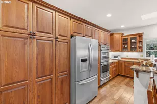 780 Pinecrest Dr, Grants Pass, OR 97526 - Photo 11