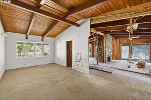 94915 Turnbow Ln, Junction City, OR 97448 - Photo 13