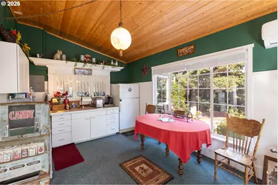 620 Davis St, Wasco, OR 97065 - Photo 31