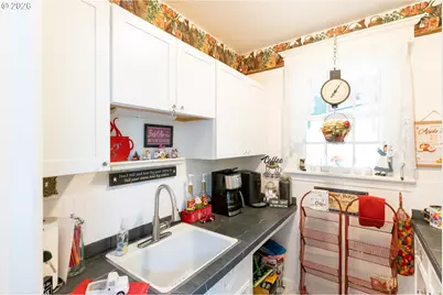 620 Davis St, Wasco, OR 97065 - Photo 27