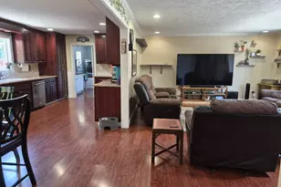 3030 NE Newby St, McMinnville, OR 97128 - Photo 3