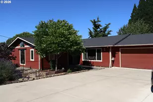 3030 NE Newby St, McMinnville, OR 97128 - Photo 1