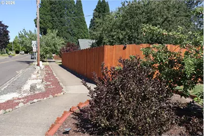 3030 NE Newby St, McMinnville, OR 97128 - Photo 27