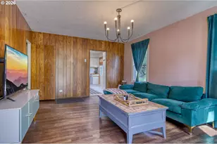 2611 SE 153rd Ave, Portland, OR 97236 - Photo 9