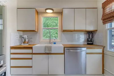 2611 SE 153rd Ave, Portland, OR 97236 - Photo 15