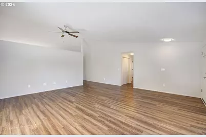 625 NW 18th St, Battle Ground, WA 98604 - Photo 7