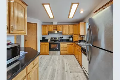 1509 Centennial Cir, Forest Grove, OR 97116 - Photo 11