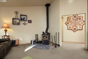 69341 Silver Spur, Sisters, OR 97759 - Photo 11