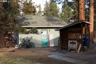 69341 Silver Spur, Sisters, OR 97759 - Photo 27