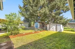 9945 N Lombard St, Portland, OR 97203 - Photo 21