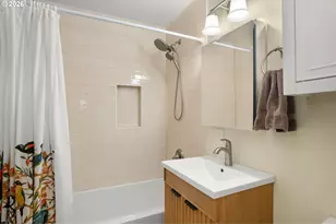 9945 N Lombard St, Portland, OR 97203 - Photo 17