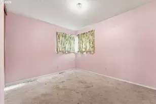 12333 SE Madison St, Portland, OR 97233 - Photo 17