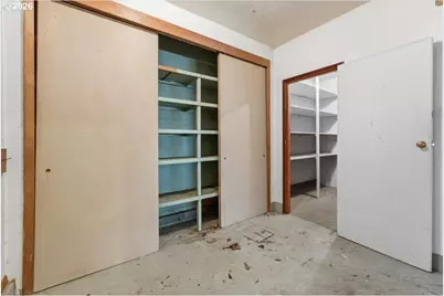 12333 SE Madison St, Portland, OR 97233 - Photo 15